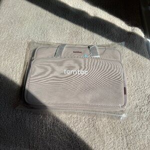 Tomtoc Versatile-A12 13.5" Laptop Shoulder Bag